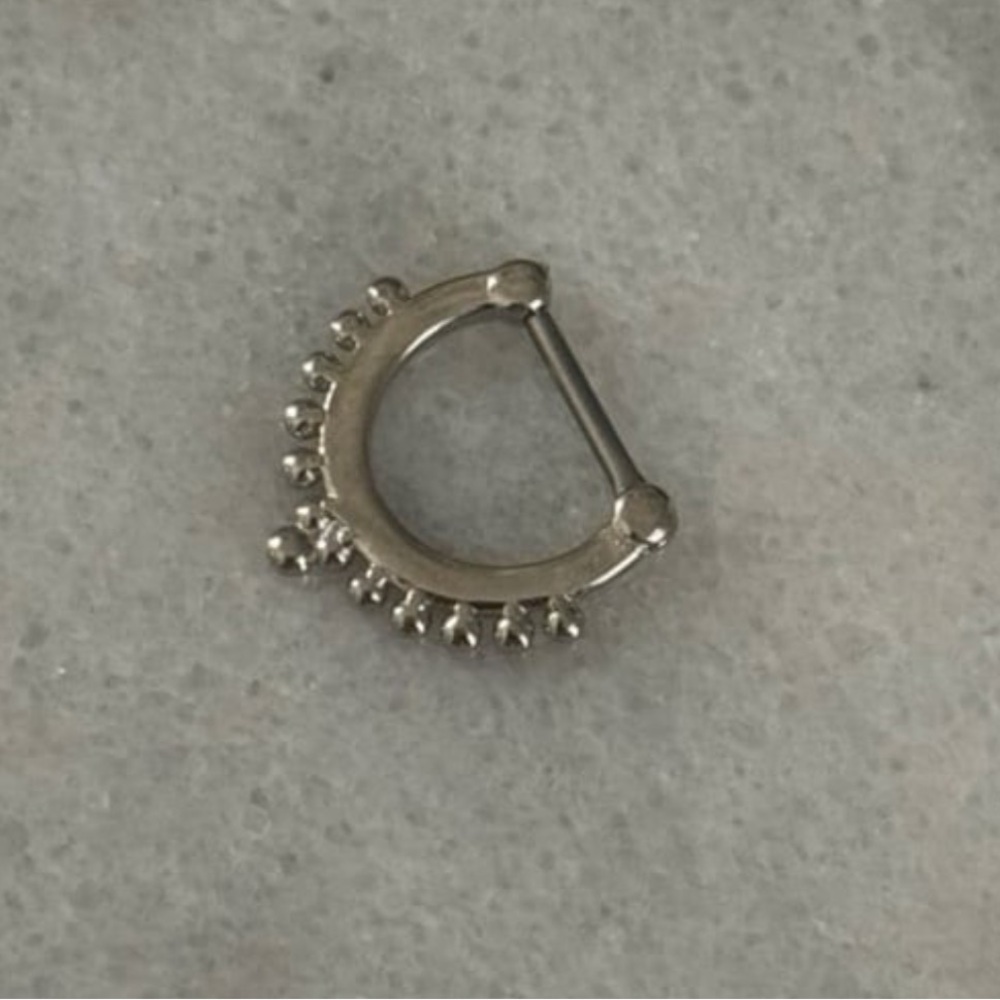 Silver Beaded Cartilage Clicker Hoop Conch Tragus Daith Earring 

Brand New